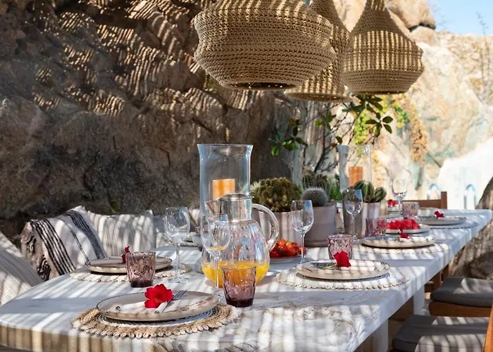 Leo - Sea View Elegance And Infinity Pool וילה