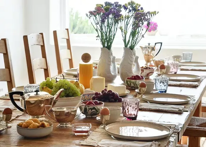 Leo - Sea View Elegance And Infinity Pool Вилла